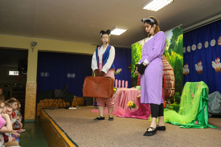 Przedstawienie Teatru Bajeczny pt. „Pimpuś Sadełko”